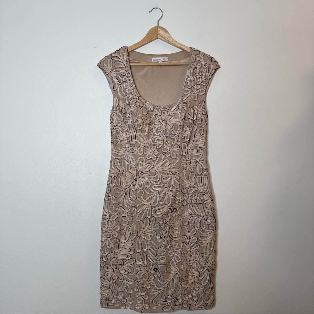 New Sue Wong Cap Sleeve Embroidered Appliqué Sheath Dress size 6 - Picture 2 of 15